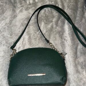 Elegant Green Crossbody Bag